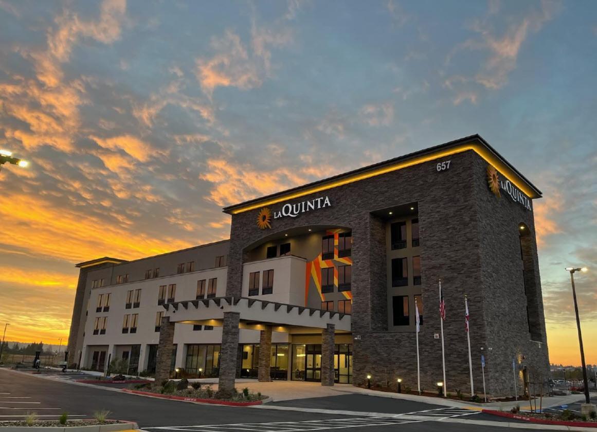 La Quinta Inn And Suites By Wyndham לינקולן מראה חיצוני תמונה